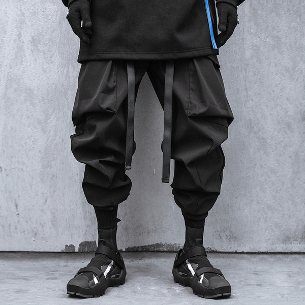 black stylish cargo pants 